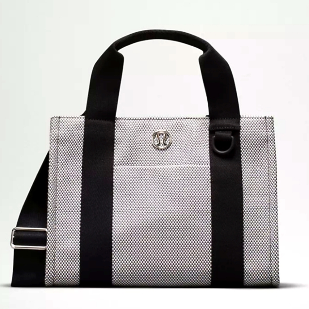 NEW w/ tag Lululemon Two Tone Canvas Tote Bag 4.5L Anchor / Light Ivory / Black - Picture 7 of 13